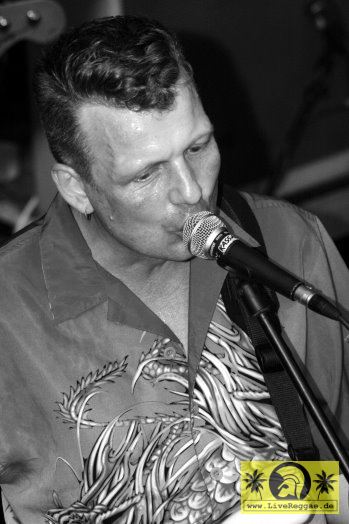 Mark Foggo (NL) - The Skasters - It-s Skatime, Kassablanca, Jena 05. Mai 2006 (11).jpg